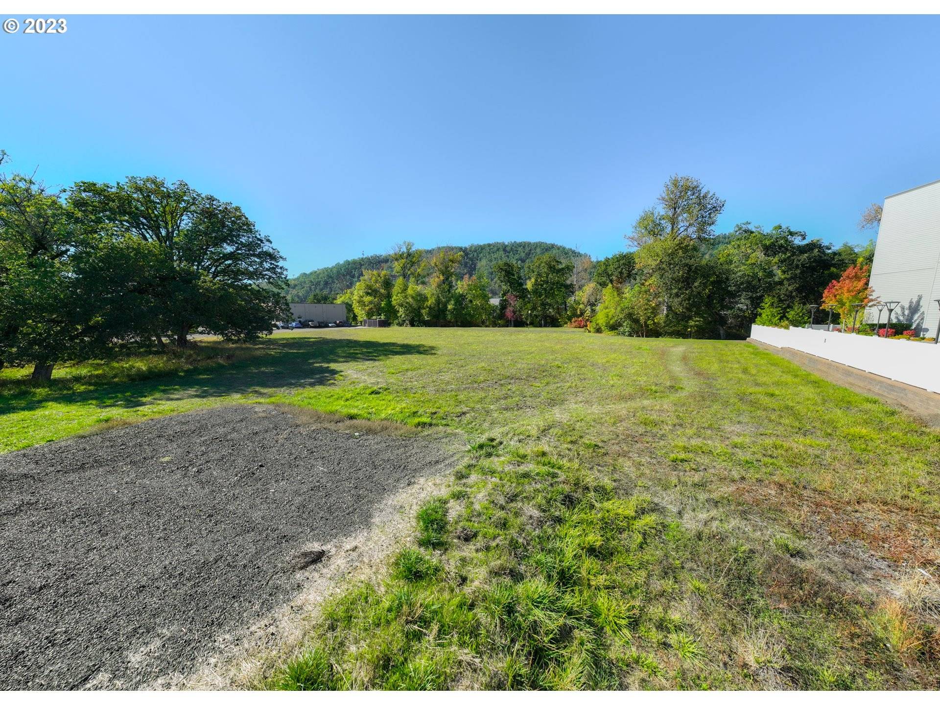 Roseburg, OR 97471,2460 NW EDENBOWER BLVD ##1