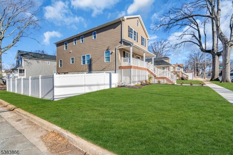 Rahway City, NJ 07065,2000 Whittier St