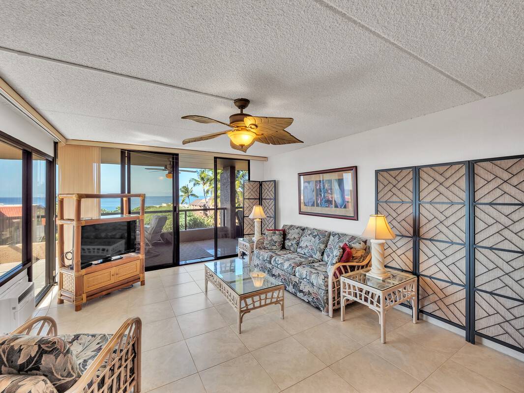 Kailua-kona, HI 96740,75-5865 WALUA RD #E734