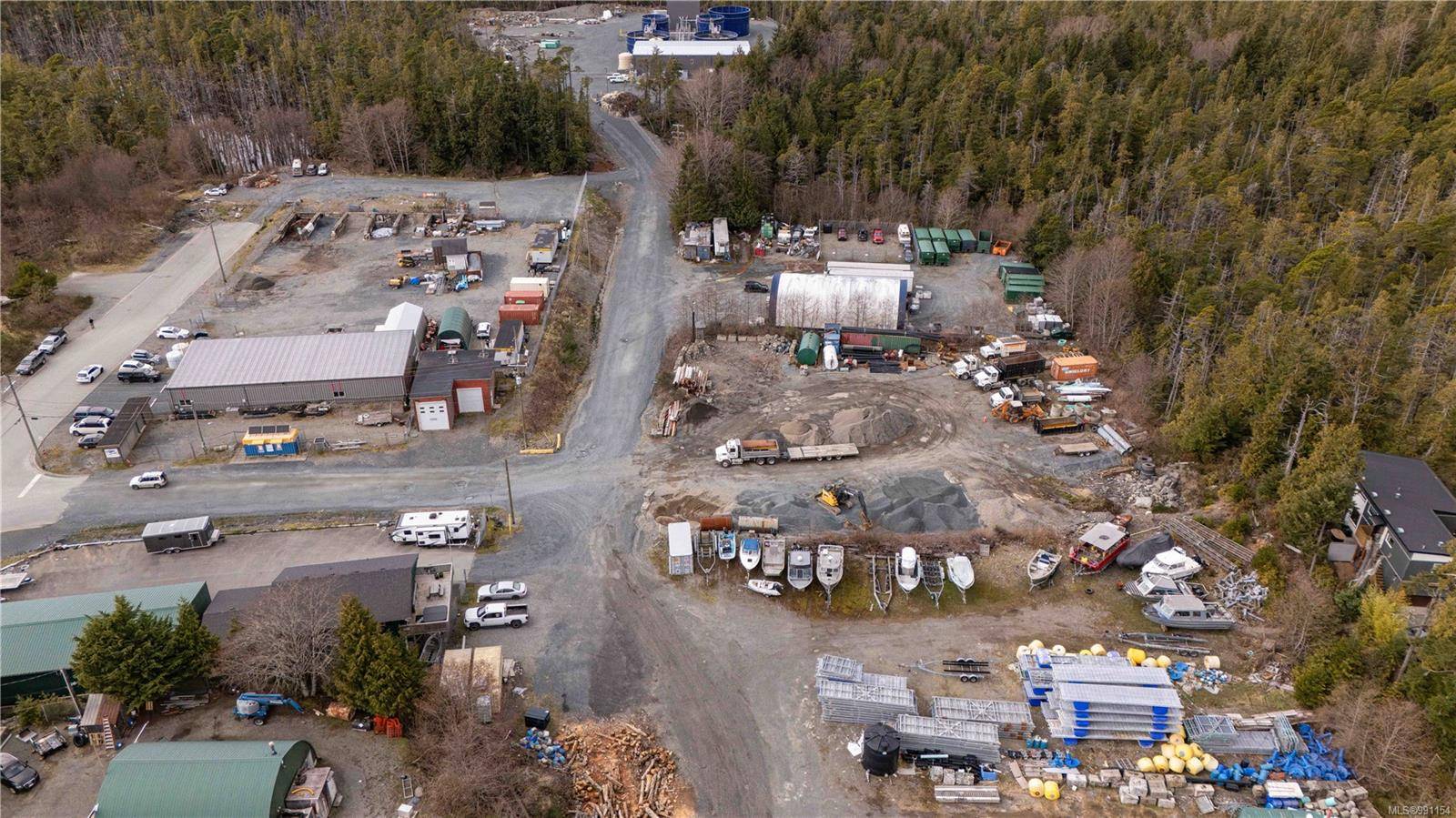 Tofino, BC V0R 2Z0,640 Warren Way