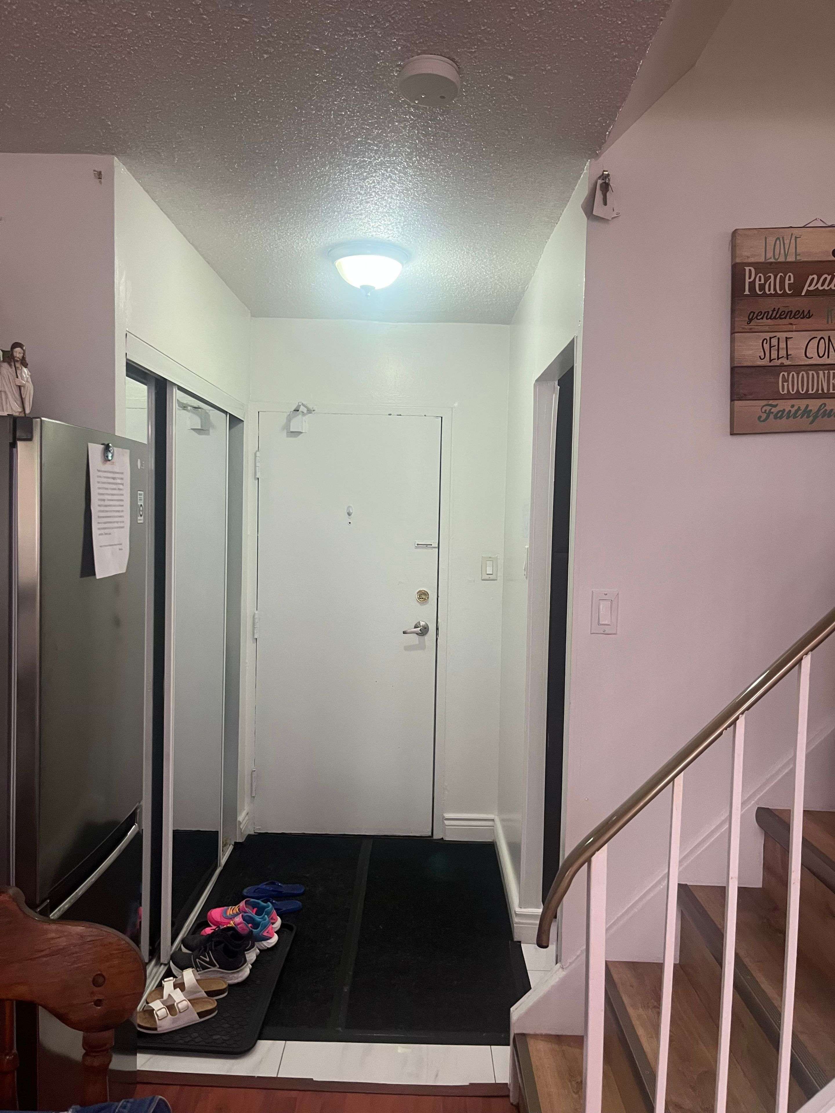 Toronto E09, ON M1E 4X2,100 Mornelle CT E #1023