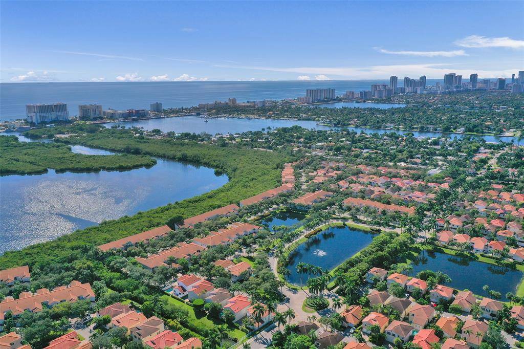 Hollywood, FL 33019,1241 Weeping Willow Way #1241