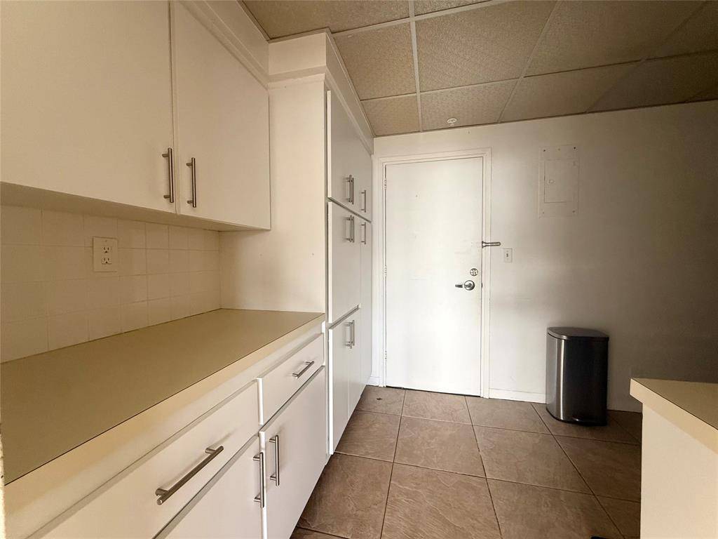 Fort Lauderdale, FL 33308,3200 NE 36th St #1117