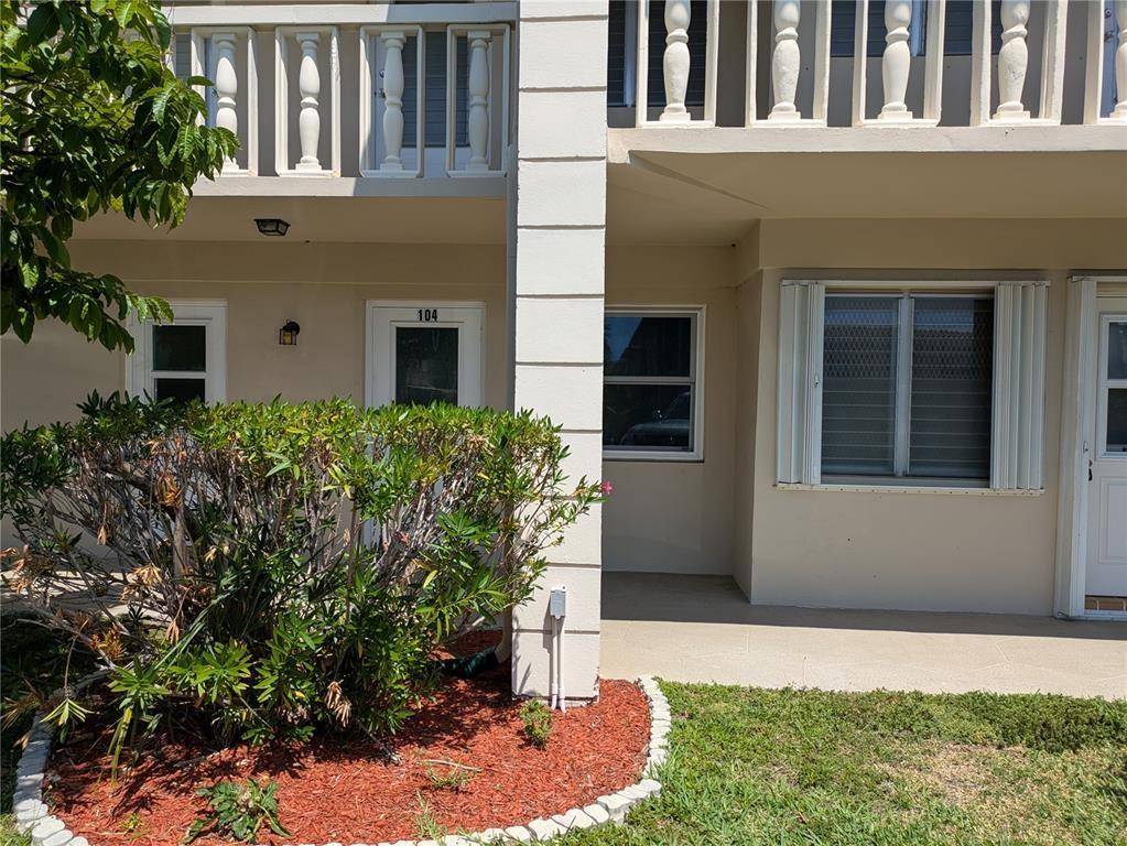 Lighthouse Point, FL 33064,2115 NE 42nd Ct #104N