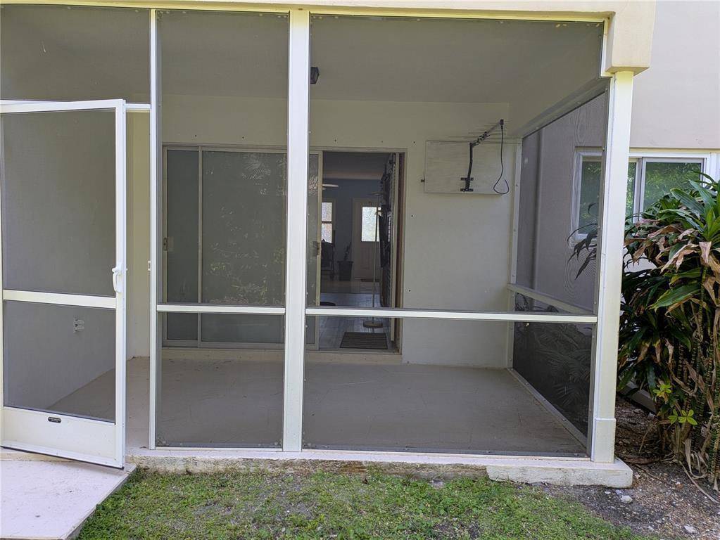 Lighthouse Point, FL 33064,2115 NE 42nd Ct #104N