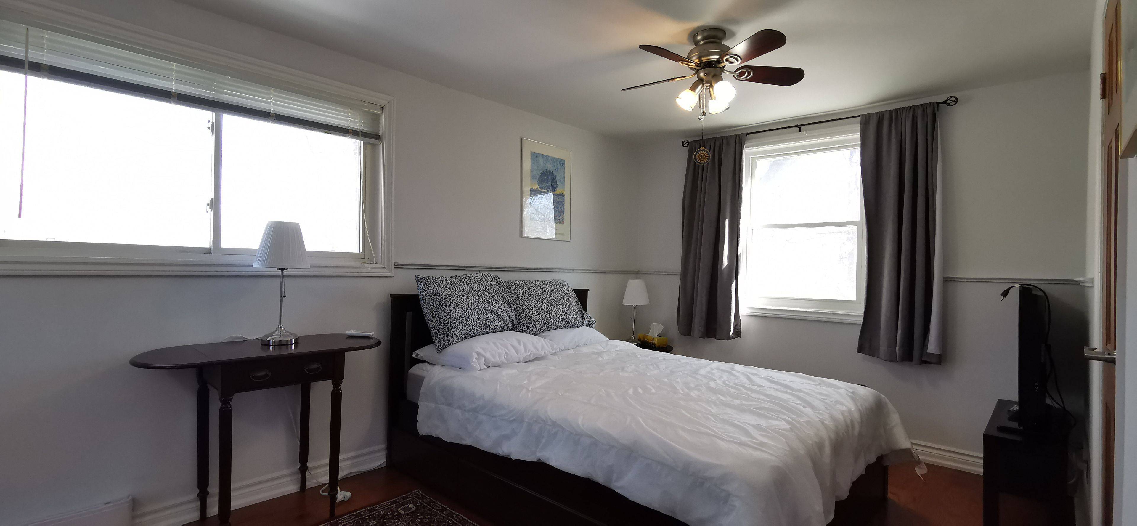 Georgina, ON L4P 1L3,19 Shoreline PL ##2