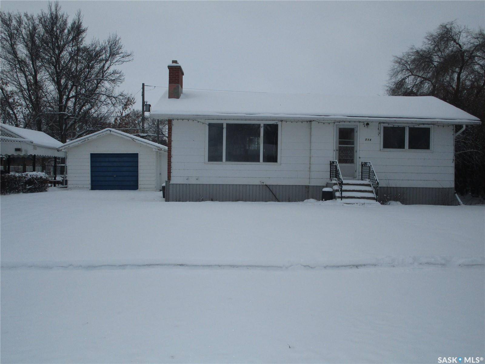 Assiniboia, SK S0H 0B0,514 3rd AVENUE E