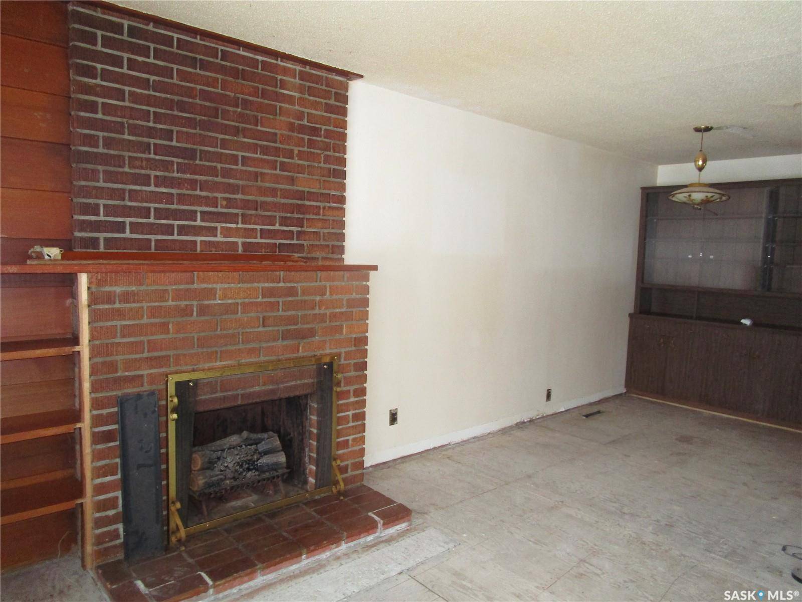 Assiniboia, SK S0H 0B0,514 3rd AVENUE E