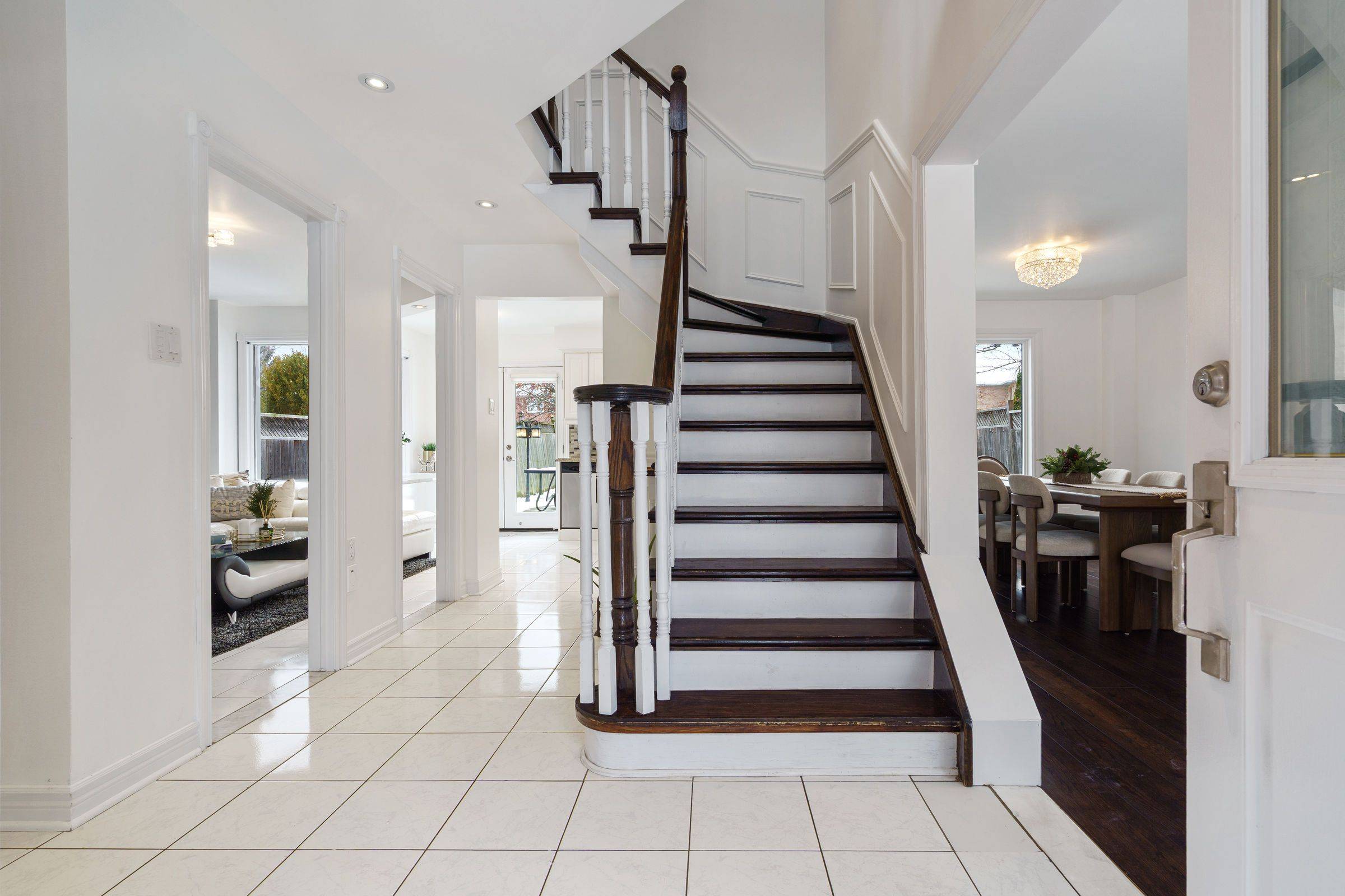 Mississauga, ON L5M 3J9,4362 Spinningdale CT