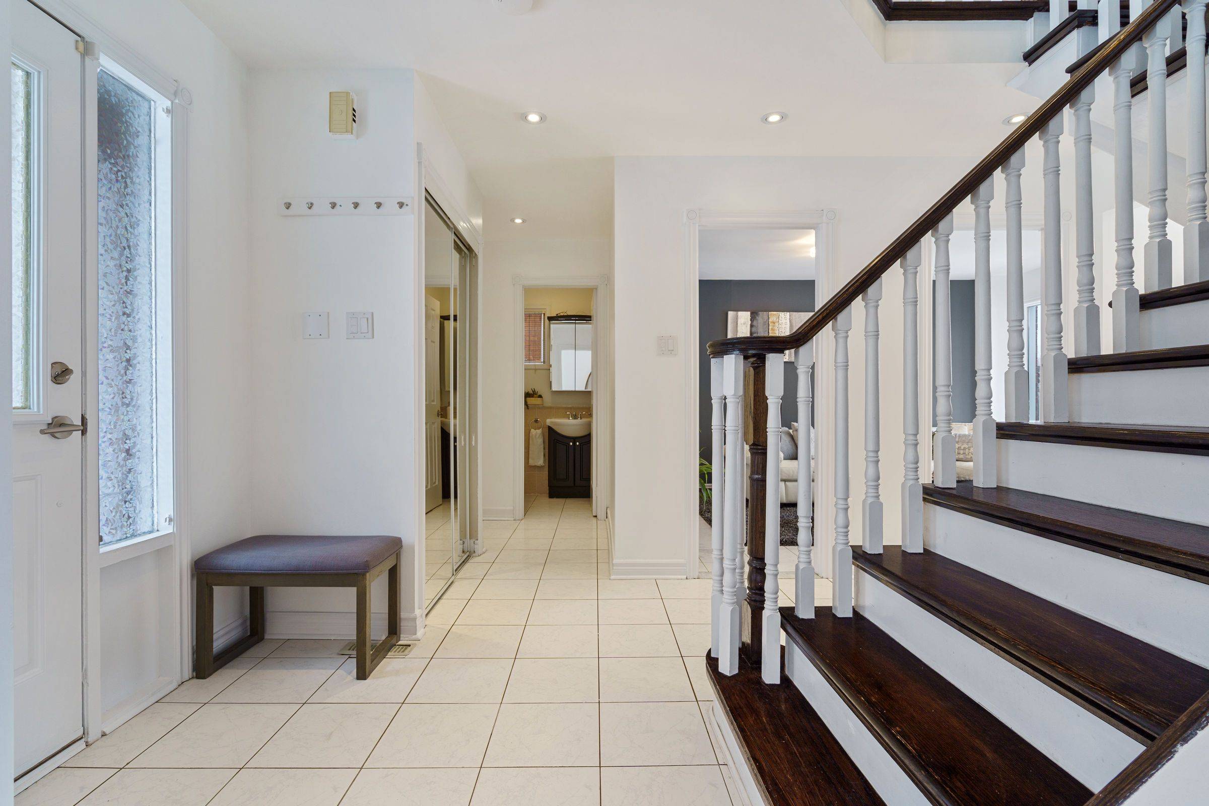 Mississauga, ON L5M 3J9,4362 Spinningdale CT