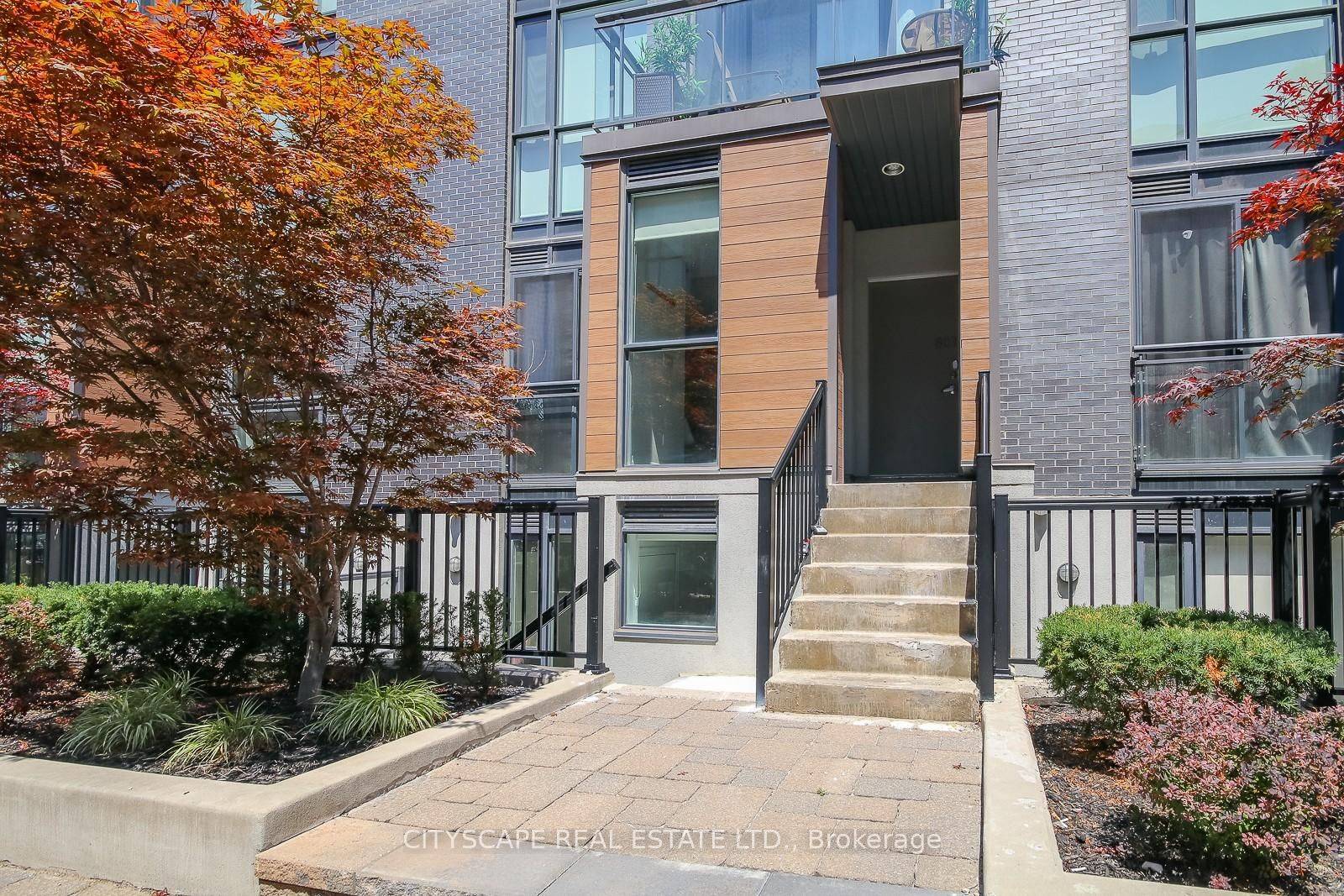 Toronto W02, ON M6P 3P5,57 Macaulay AVE #TH - 802