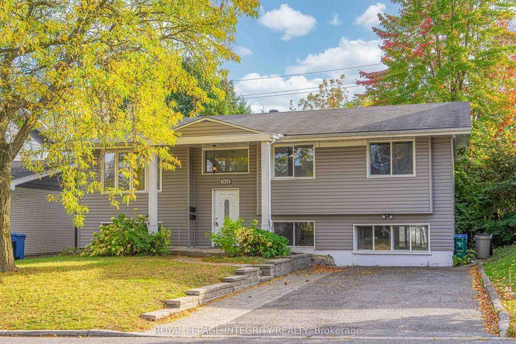 Alta Vista And Area, ON K1H 6P5,1896 Featherston DR #A