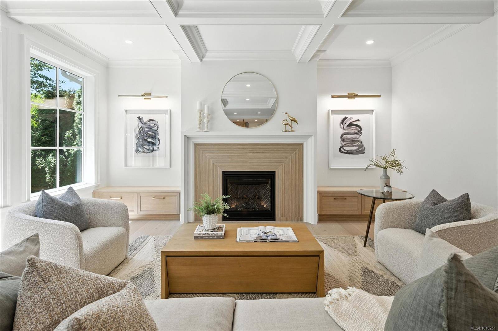 Oak Bay, BC V8S 2X1,2377 Zela St