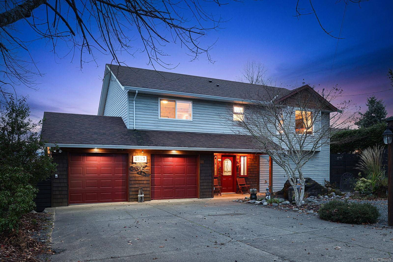 Comox, BC V9M 1N3,2143 Cooke Ave