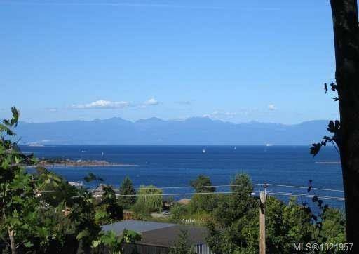 Nanaimo, BC V9R 4W1,911 Haliburton St