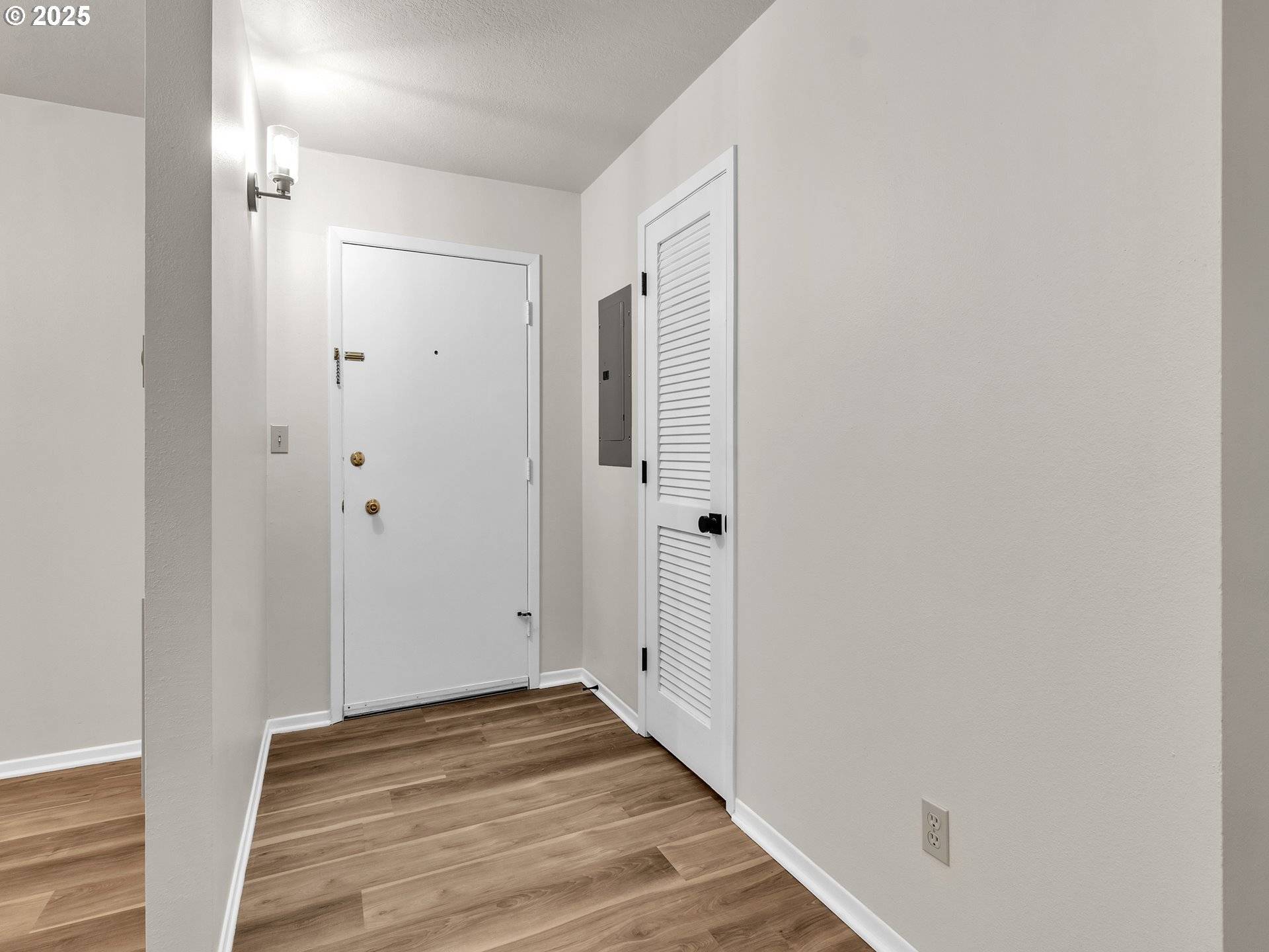 Portland, OR 97225,4460 SW SCHOLLS FERRY RD #24