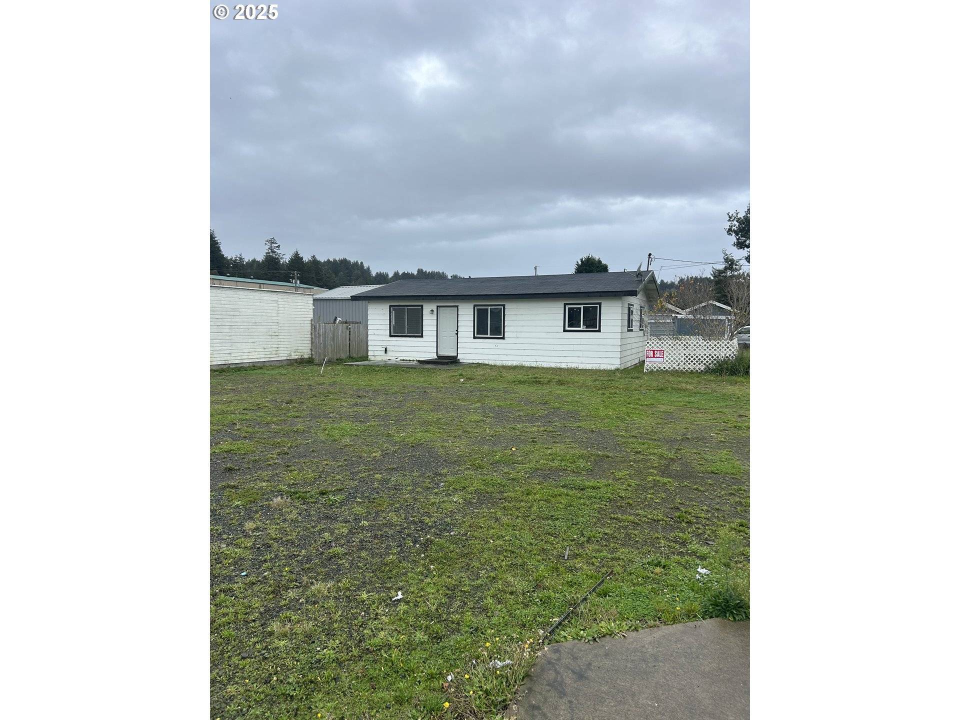 Lakeside, OR 97449,105 S 8TH ST