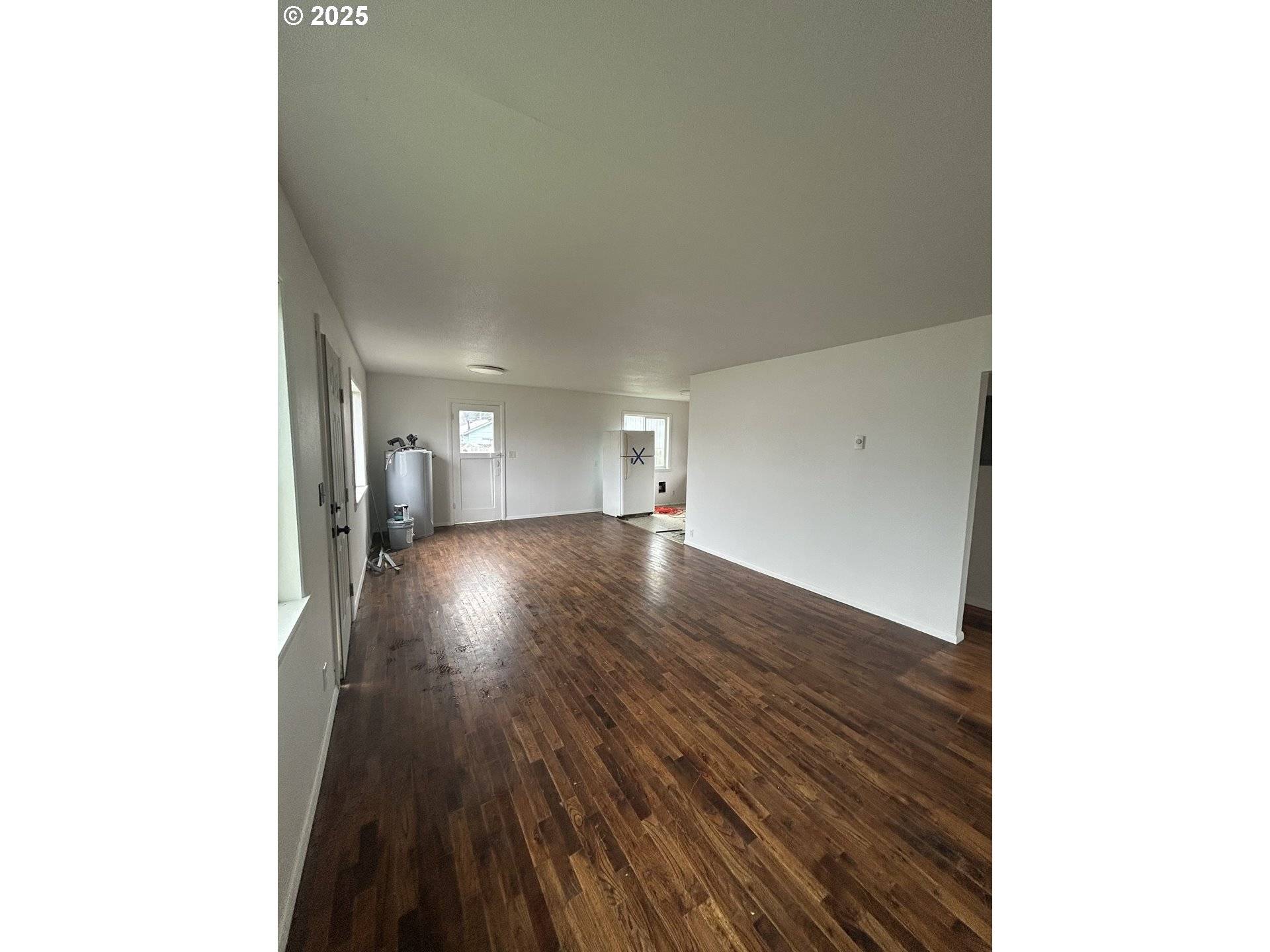 Lakeside, OR 97449,105 S 8TH ST