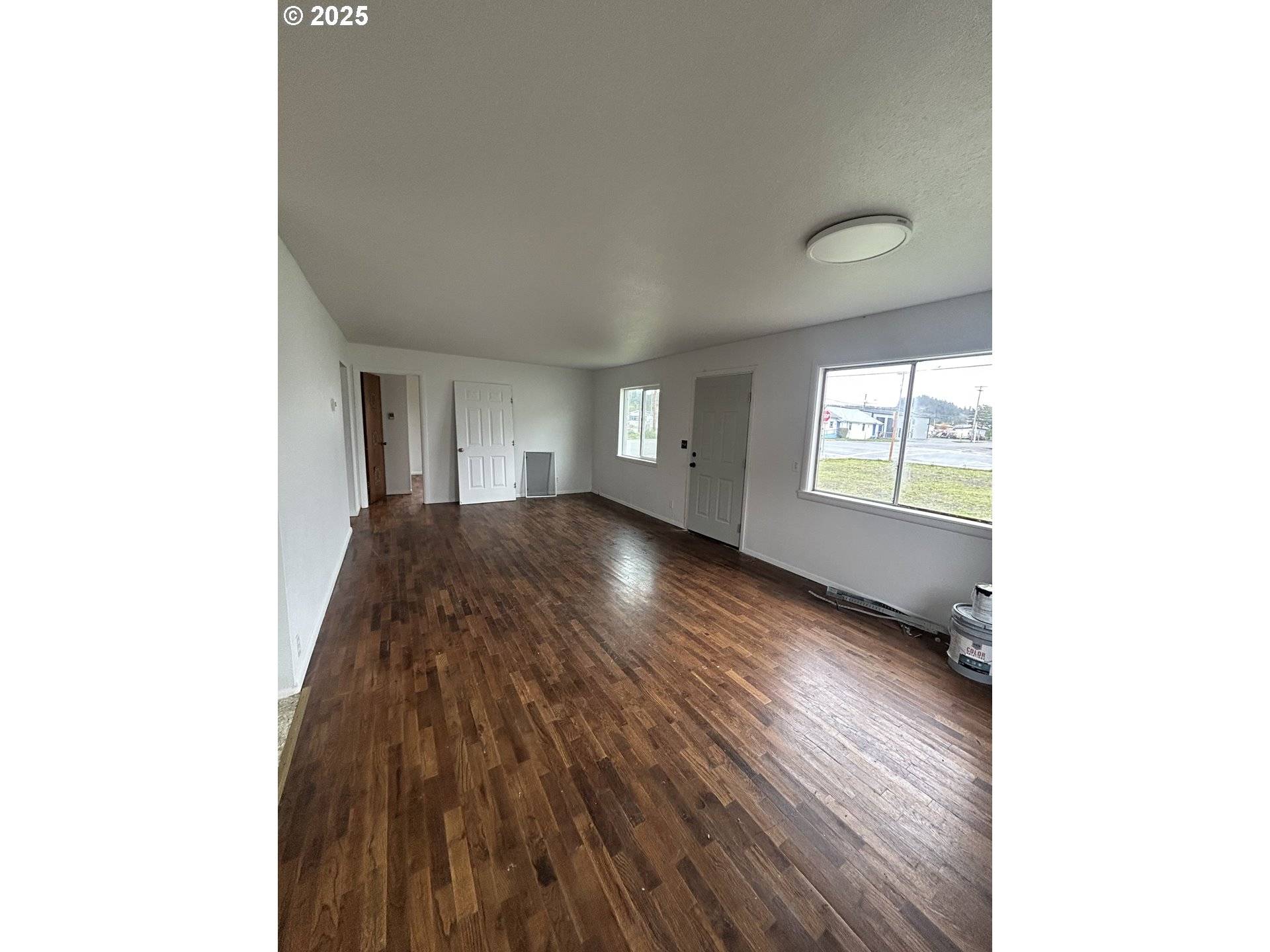 Lakeside, OR 97449,105 S 8TH ST