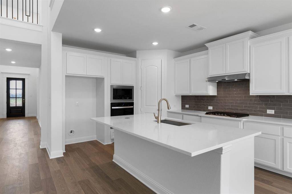 Celina, TX 75009,608 Limerick Lane