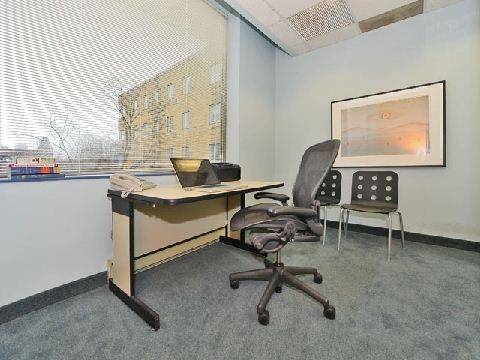 Toronto C01, ON M5S 3A5,1033 Bay ST #304