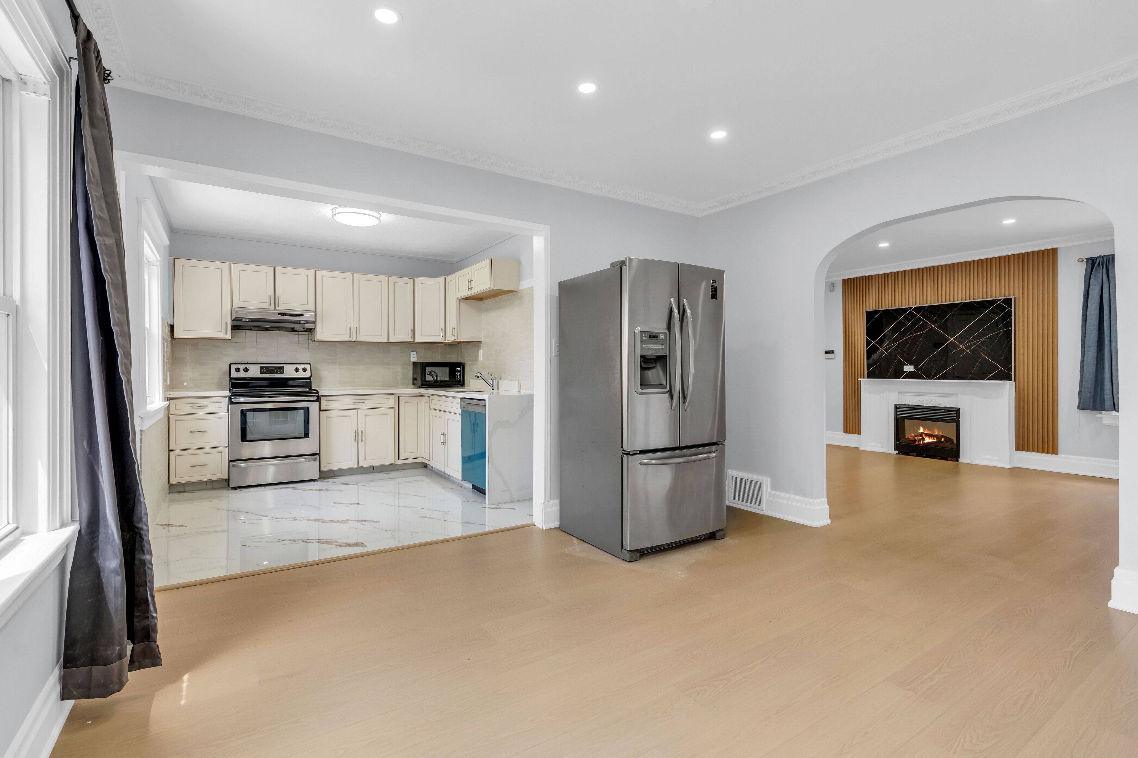 Niagara Falls, ON L2G 5S6,5765 Dorchester RD ##Main