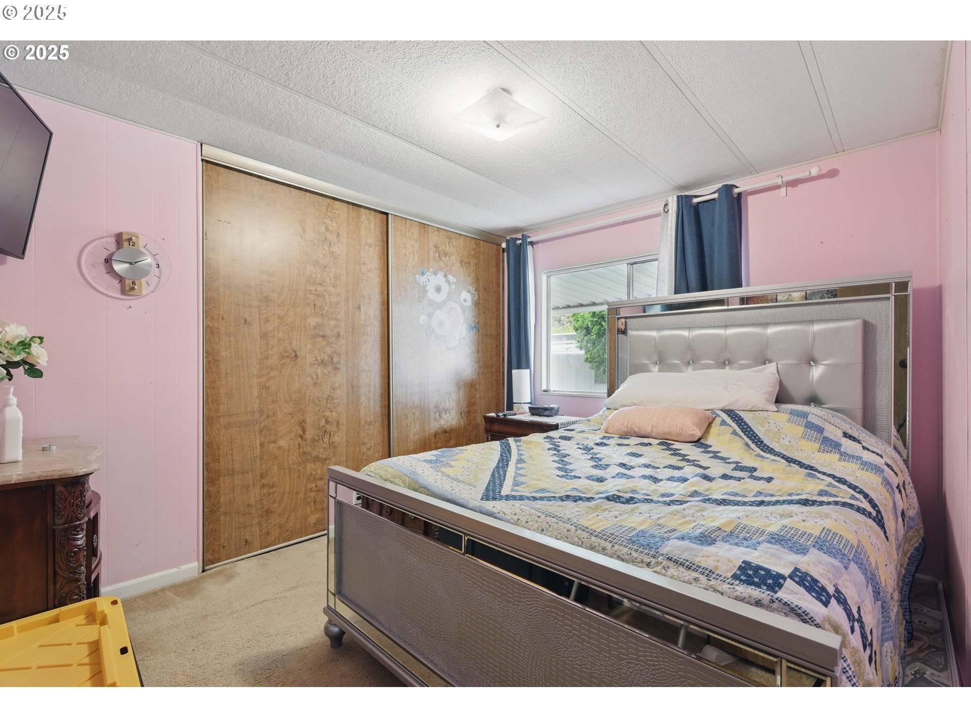 Fairview, OR 97024,21100 NE SANDY BLVD #52