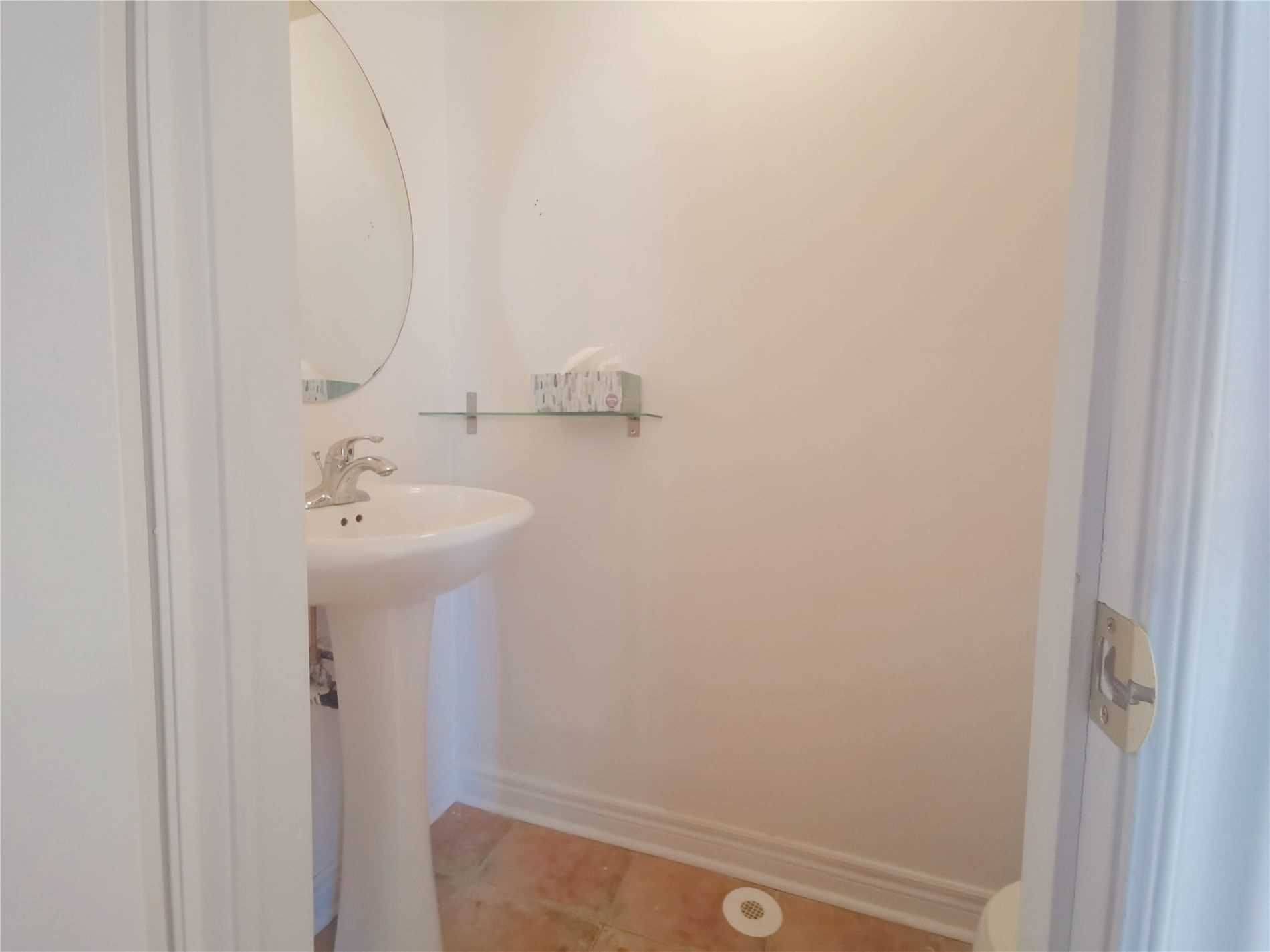 Markham, ON L6B 1J4,2608 Bur Oak AVE #Lower