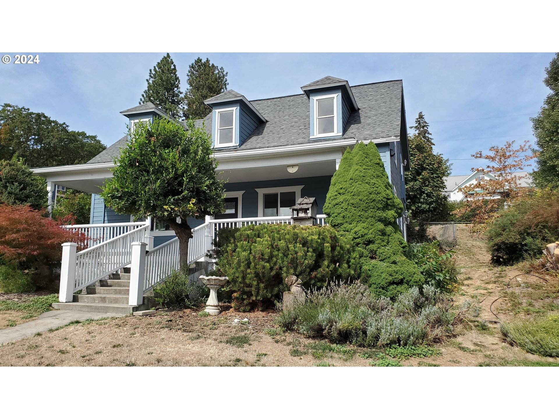 White Salmon, WA 98672,186 W JEWETT BLVD