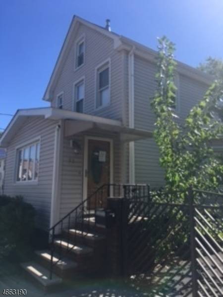 Carteret Boro, NJ 07008,71 Sharot St