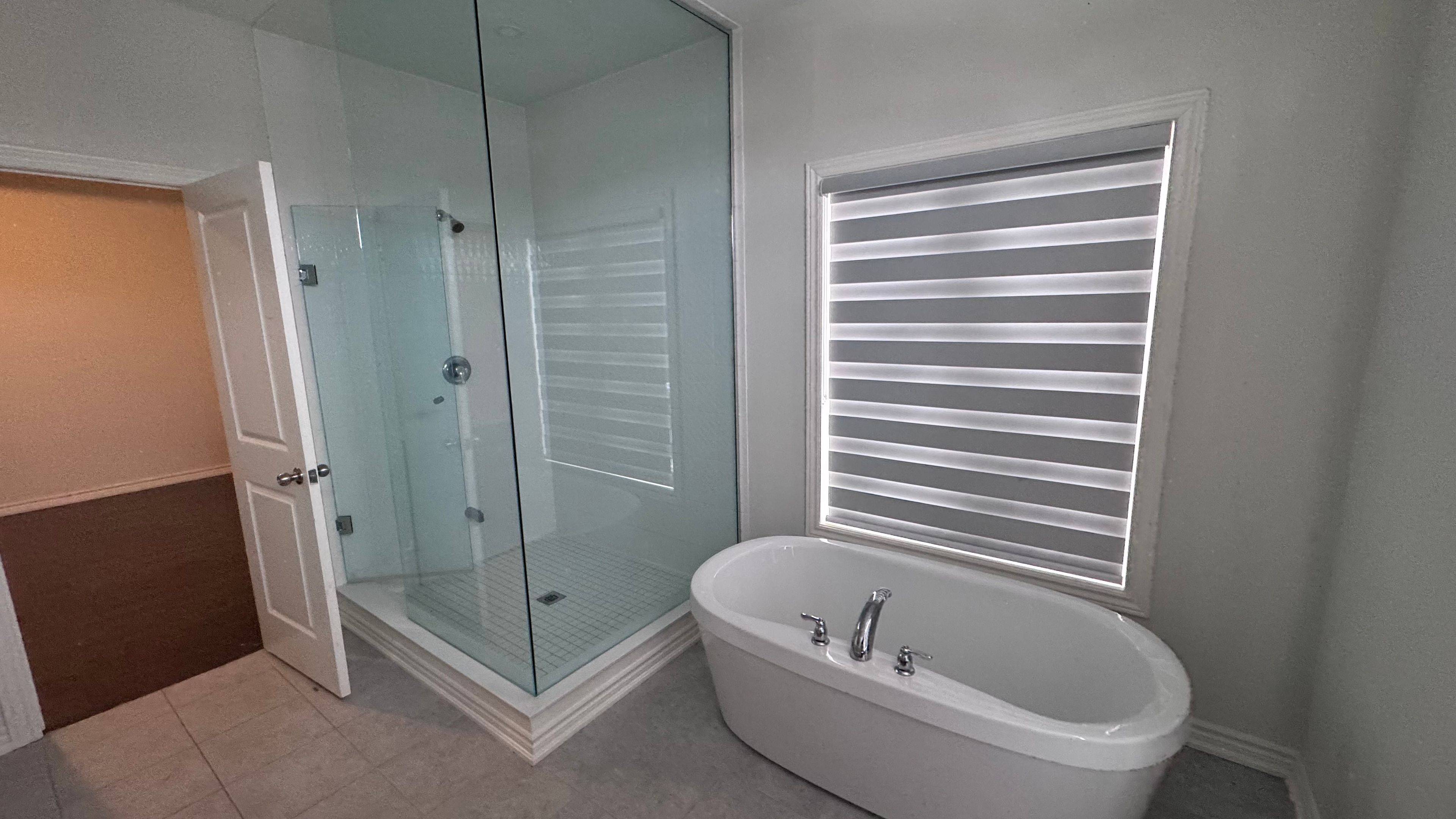 Oshawa, ON L1L 0T9,1222 Plymouth DR