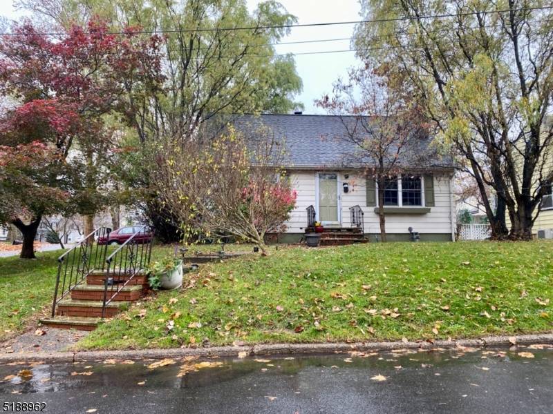 Rahway City, NJ 07065,582 Orchard St