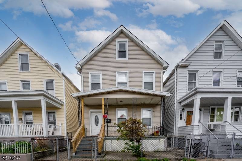 Perth Amboy City, NJ 08861,603 Charles St