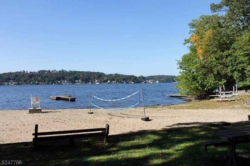 Mount Arlington Boro, NJ 07856,469 Windemere Ave