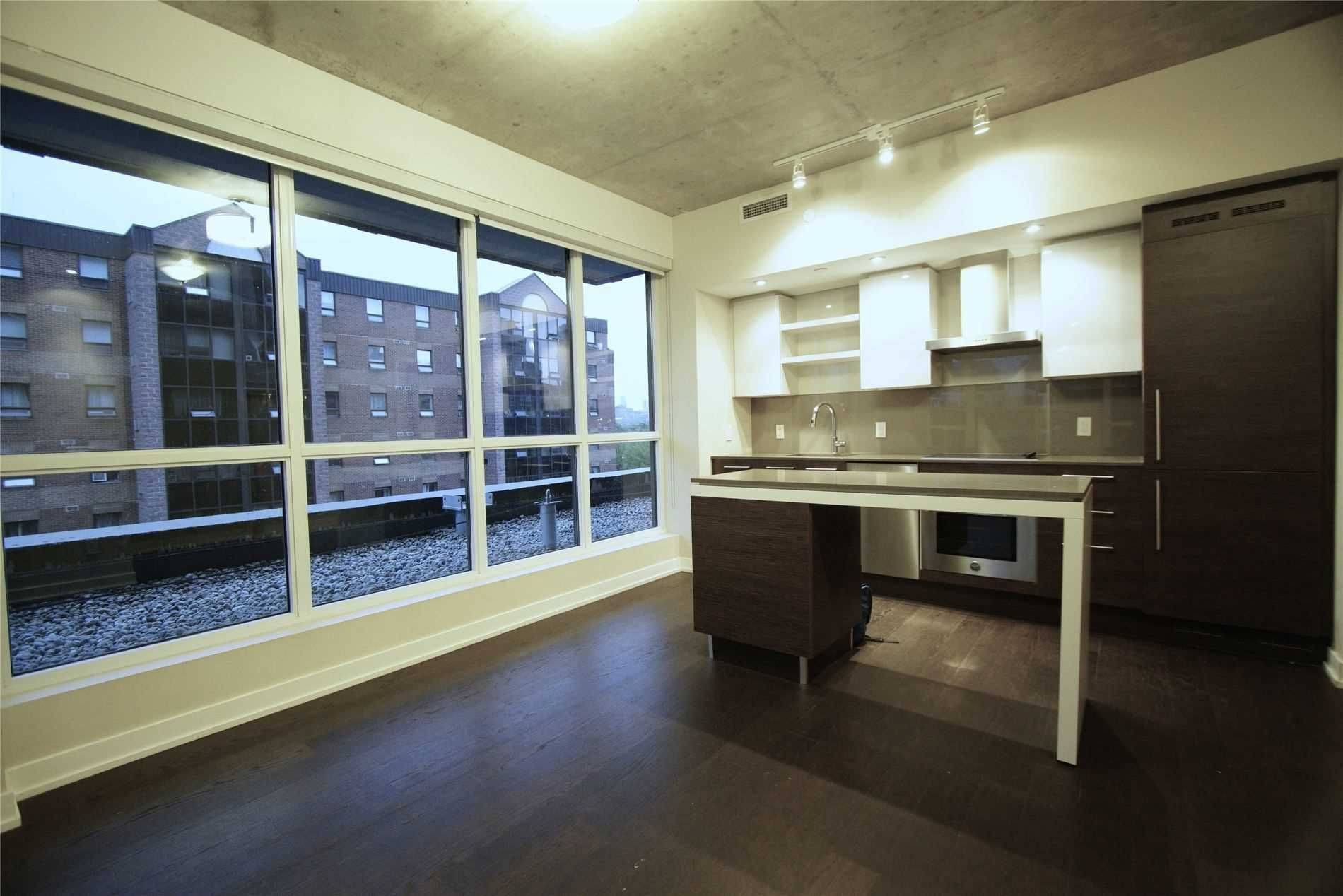 Toronto C01, ON M6K 3N3,1030 King ST W #503