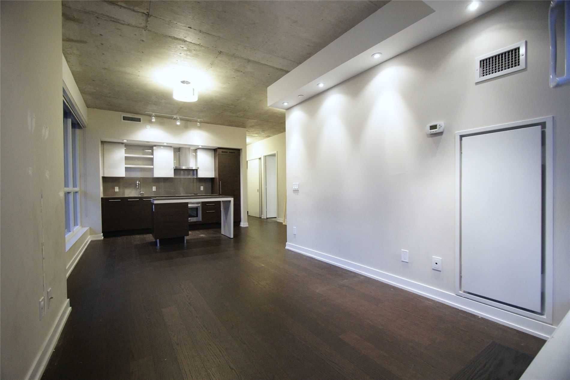 Toronto C01, ON M6K 3N3,1030 King ST W #503