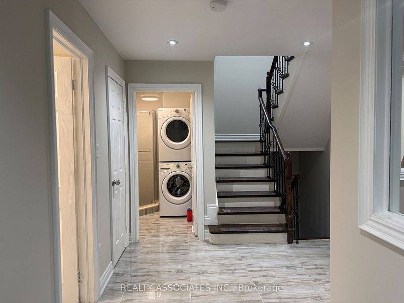 Toronto E05, ON M1V 5N4,187 Shepton WAY #MAIN