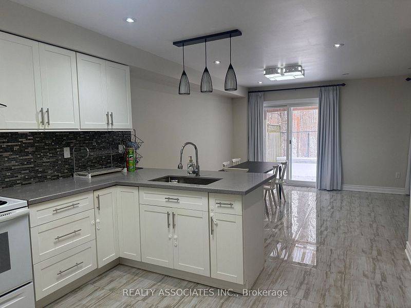 Toronto E05, ON M1V 5N4,187 Shepton WAY #MAIN