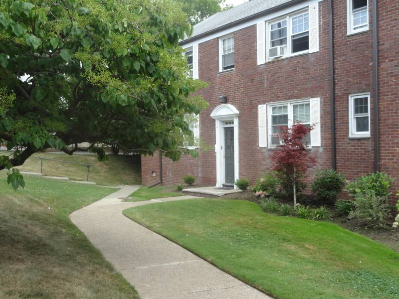 Verona Twp., NJ 07044,349 Bloomfield Ave, 1 #1