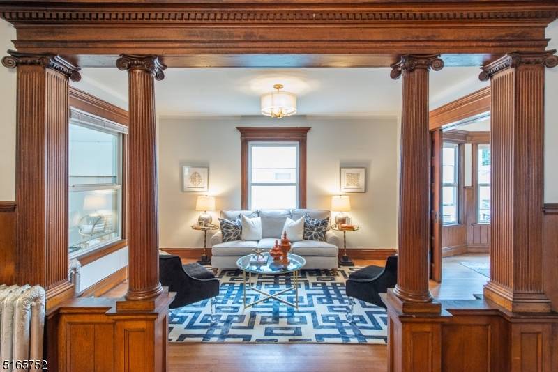 Montclair Twp., NJ 07042,68 Orange Rd