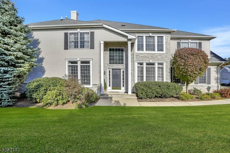 Roseland Boro, NJ 07068,24 Schweinberg Dr