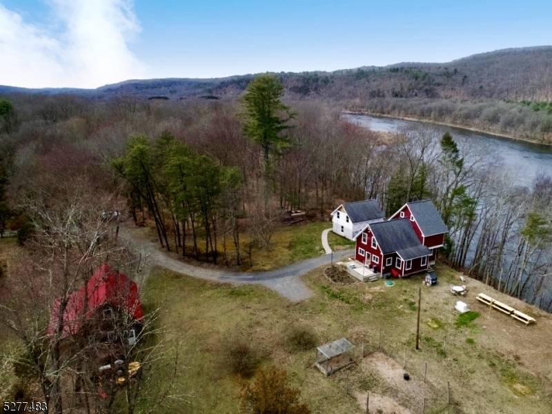 Walpack Twp., NJ 07881,14 Old Mine Road