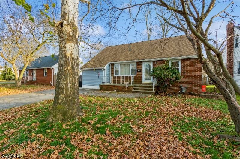 Roselle Park Boro, NJ 07204,504 W Webster Ave