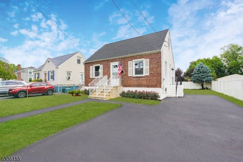 South River Boro, NJ 08882,52 Old Bridge Tpke