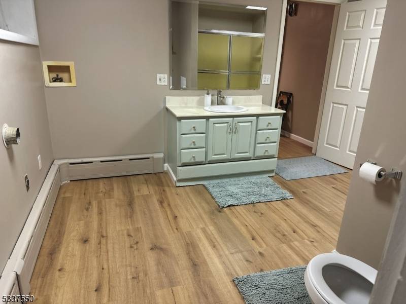 Pennsylvania, NJ 17404,809 Madison Avenue #2