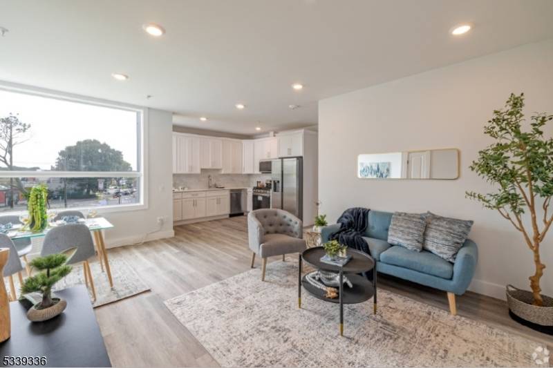 Paterson City, NJ 07011,141 Crooks Ave #501