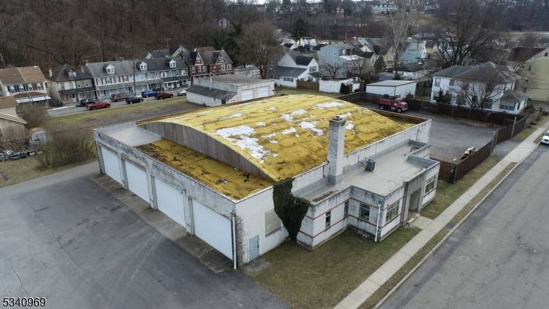 Phillipsburg Town, NJ 08865,160 Broad St