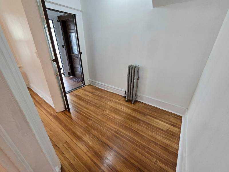 East Orange City, NJ 07017,10 Washington Ter