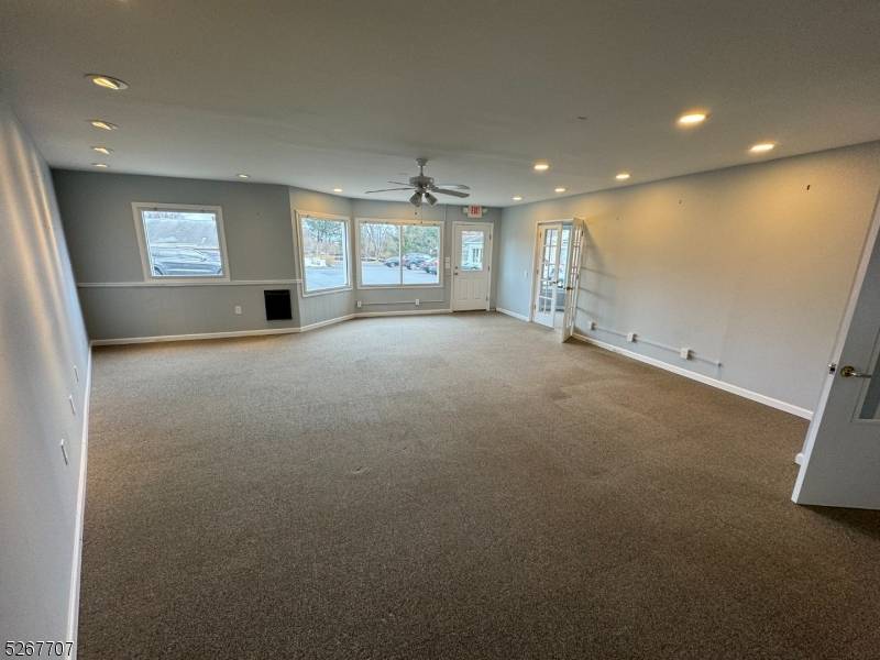 Flemington Boro, NJ 08822,117 Broad St SUITES 9-10