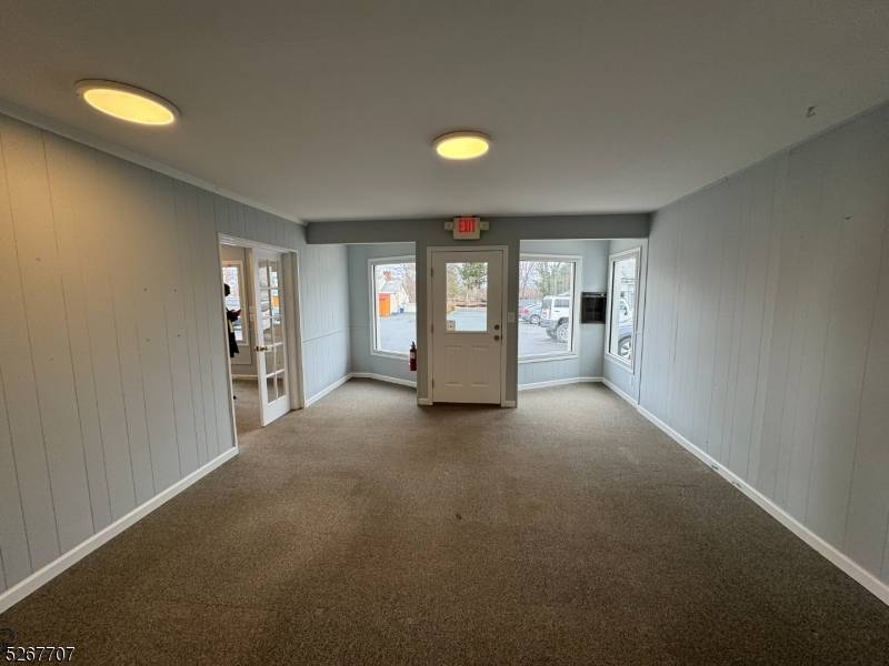 Flemington Boro, NJ 08822,117 Broad St SUITES 9-10